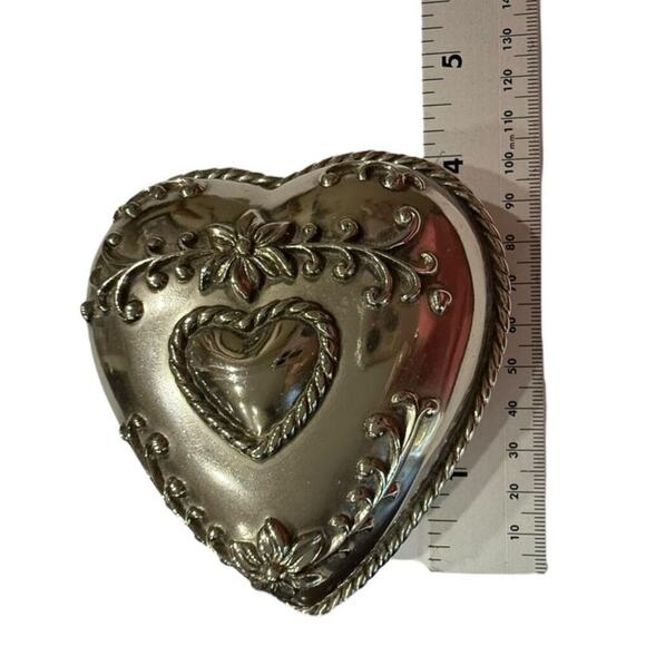 Brighton Silver Jewelry Trinket Heart Shaped Box Originally Contained Soap - Picture 5 of 5
